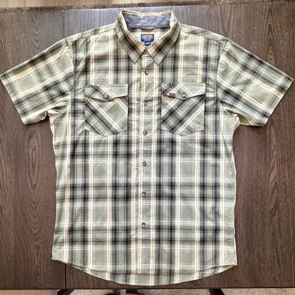 Smith’s Workwear Men’s L Green Plaid Short Sleeve Button Up Work Shirt